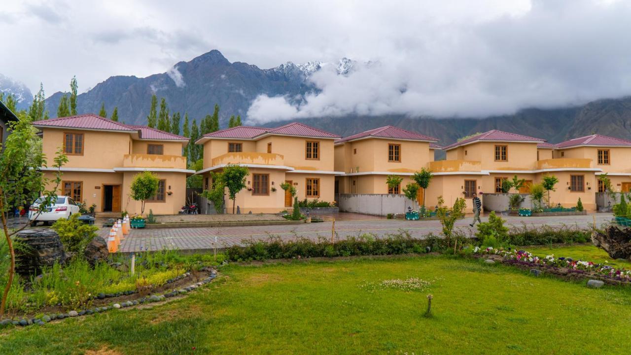 Dynasty Hotel Skardu Eksteriør bilde