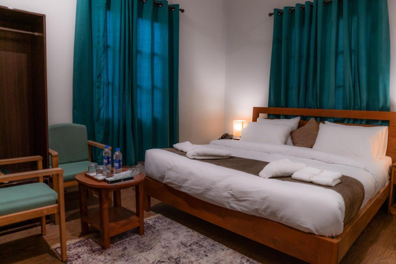 Dynasty Hotel Skardu Eksteriør bilde
