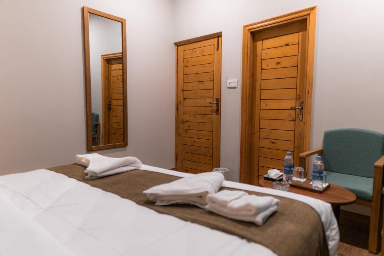 Dynasty Hotel Skardu Eksteriør bilde