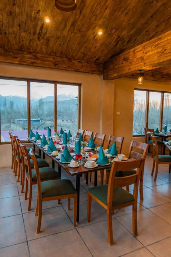 Dynasty Hotel Skardu Eksteriør bilde